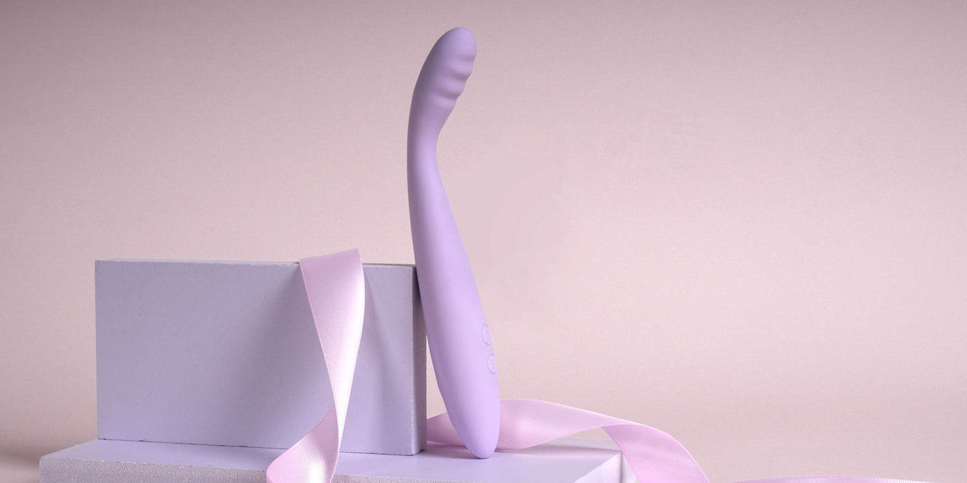 Lifestyle image of the Svakom Cici 2 slim g-spot vibrator