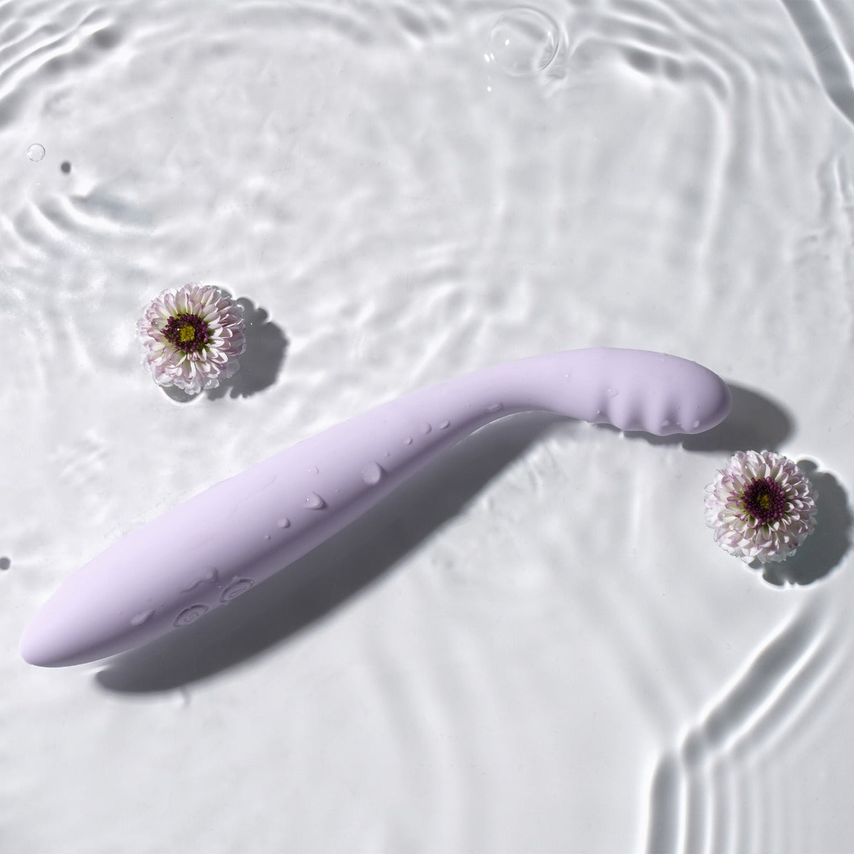 Cici 2 in water