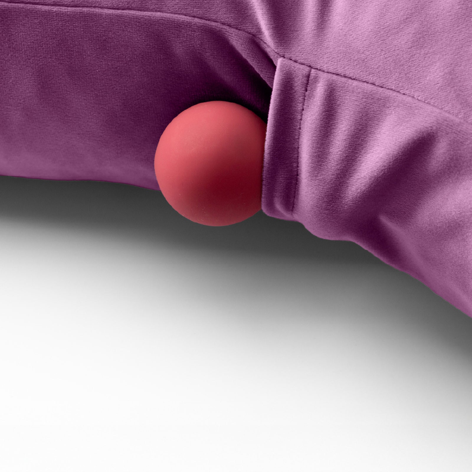 VIBRATIONS IN VELVET
