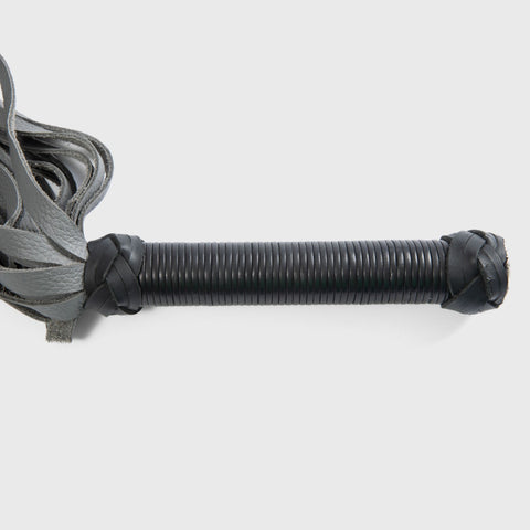 Dragontailz Intermediate Flogger handle only