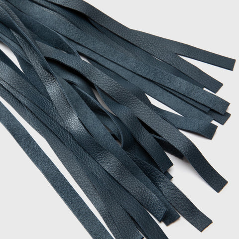 Dragontailz Intro Leather Flogger