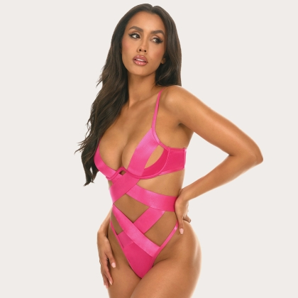 Woman posing in Lacie lingerie